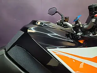 Used 2020 Ktm 1290 Super Duke GT White - Interior and Exterior details 5