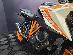 Used 2020 Ktm 1290 Super Duke GT White - Interior and Exterior details 9