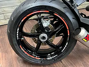 Used 2020 Ktm 1290 Super Duke R Black - Interior and Exterior details 9