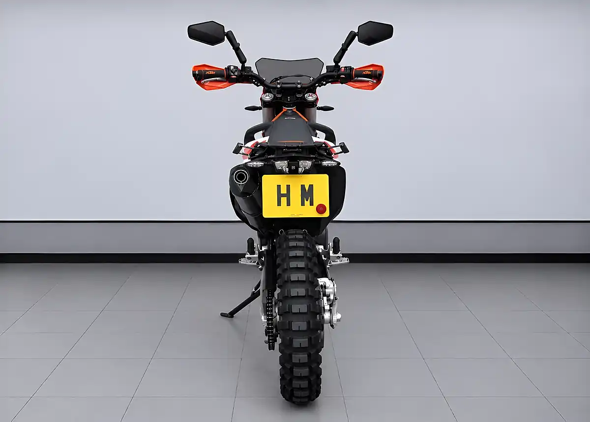 Used 2020 Ktm 690 Enduro R Orange - Interior and Exterior details 6