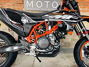 Used 2020 Ktm 690 Smc R Orange - Interior and Exterior details 7