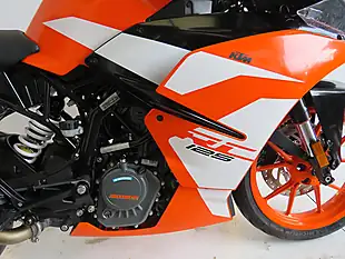 Used 2020 Ktm Rc 125 Orange - Interior and Exterior details 10