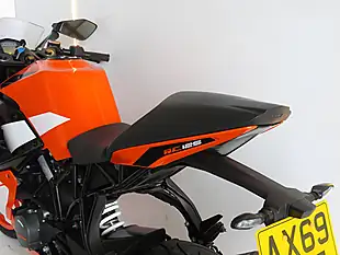 Used 2020 Ktm Rc 125 Orange - Interior and Exterior details 17