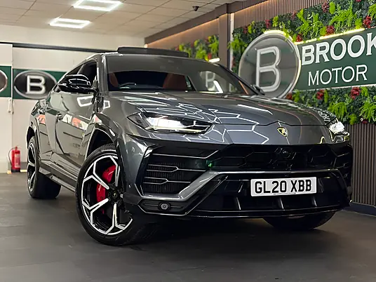 2020 Lamborghini Urus V8