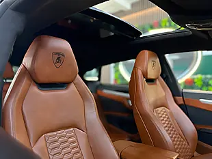 Used 2020 Lamborghini Urus 6X Lamborghini Services Grey - Interior and Exterior details 15