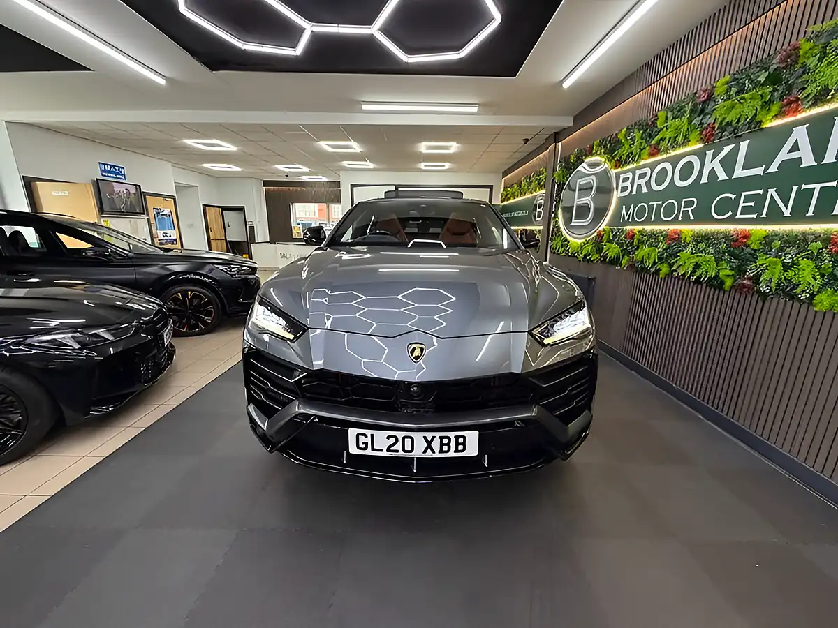 Used 2020 Lamborghini Urus 6X Lamborghini Services Grey - Interior and Exterior details 7