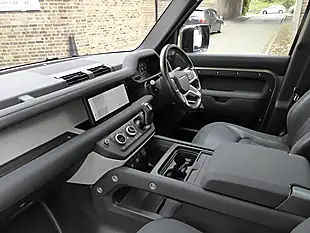 Used 2020 Land Rover Defender 110 First Edition Green - Interior and Exterior details 11
