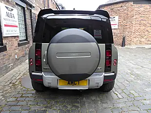 Used 2020 Land Rover Defender 110 First Edition Green - Interior and Exterior details 5
