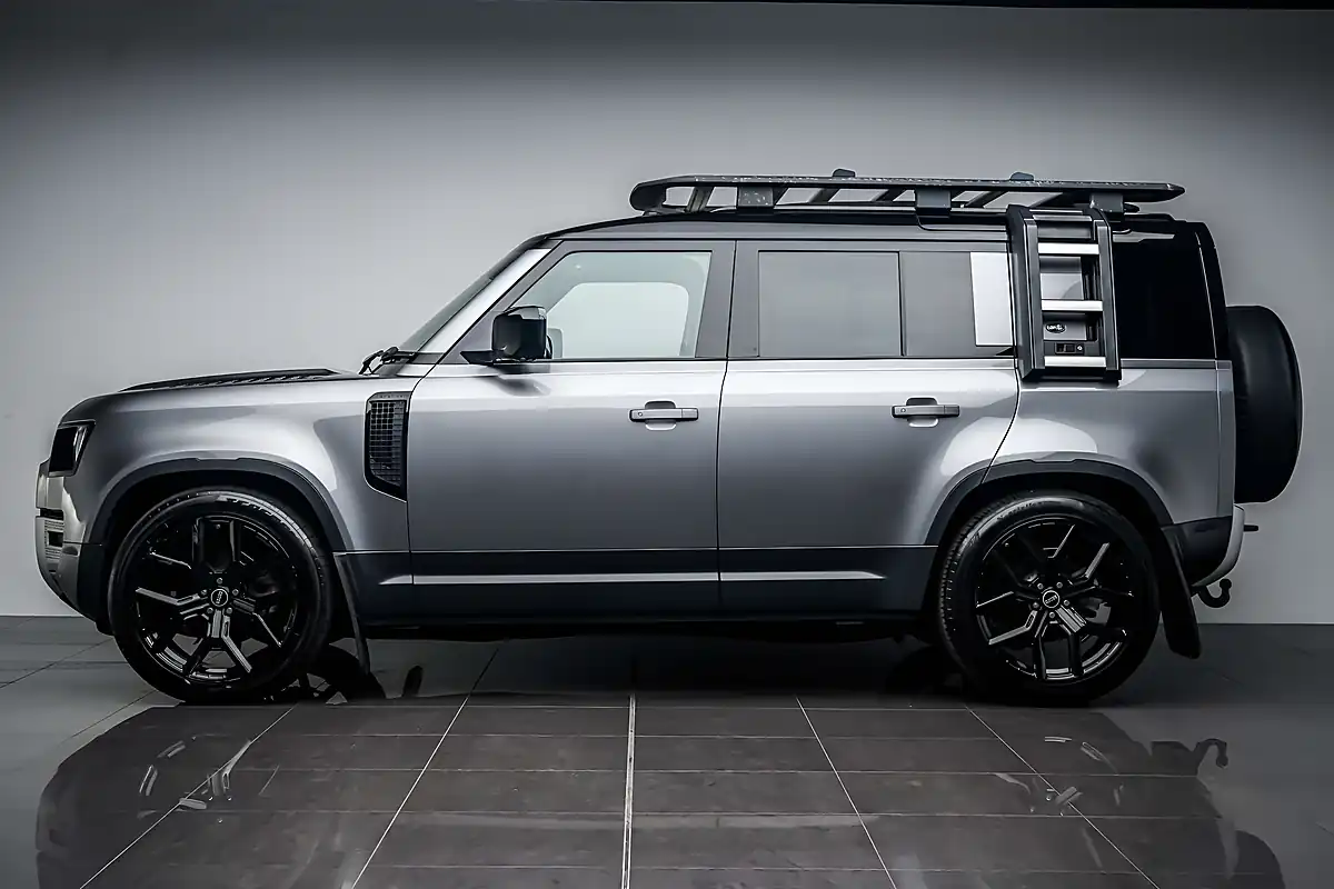 Used 2020 Land Rover Defender 110 Hse Eiger Grey - Interior and Exterior details 13