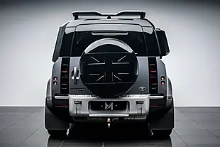 Used 2020 Land Rover Defender 110 Hse Eiger Grey - Interior and Exterior details 4