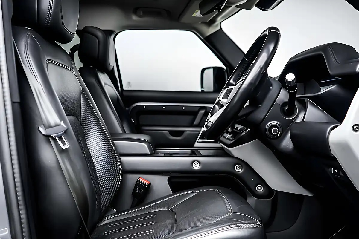 Used 2020 Land Rover Defender 110 Hse Eiger Grey - Interior and Exterior details 6