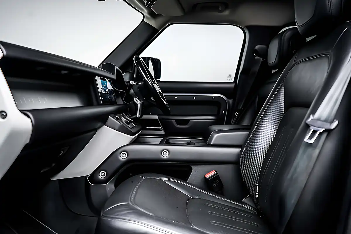 Used 2020 Land Rover Defender 110 Hse Eiger Grey - Interior and Exterior details 7