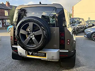 Used 2020 Land Rover Defender 110 Hse Gondwana Stone - Interior and Exterior details 7