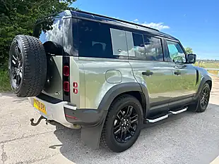 Used 2020 Land Rover Defender 110 S Pangea Green - Interior and Exterior details 11