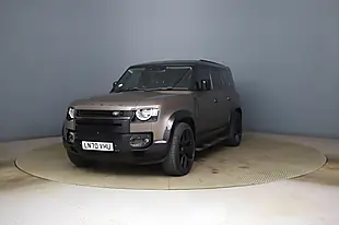 Used 2020 Land Rover Defender 110 S Silver - Interior and Exterior details 3