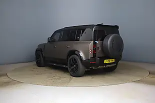 Used 2020 Land Rover Defender 110 S Silver - Interior and Exterior details 4