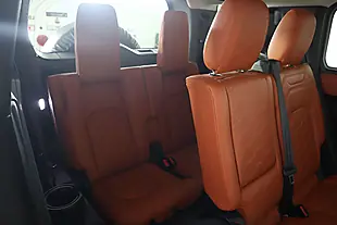 Used 2020 Land Rover Defender 110 Se Black - Interior and Exterior details 11
