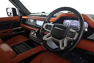Used 2020 Land Rover Defender 110 Se Black - Interior and Exterior details 2