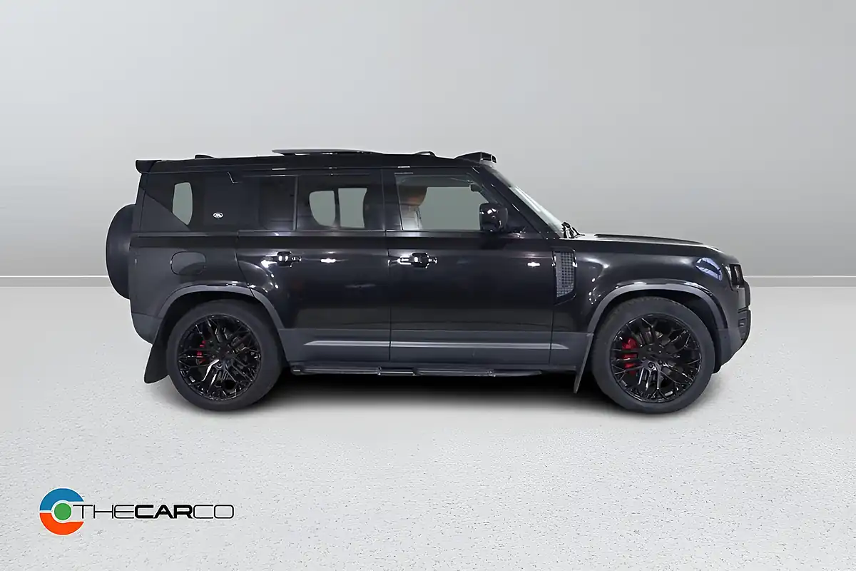 Used 2020 Land Rover Defender 110 Se Black - Interior and Exterior details 9