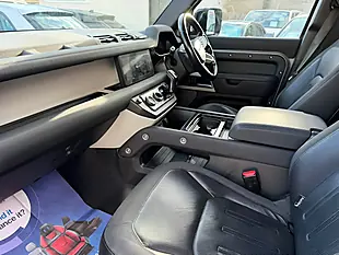 Used 2020 Land Rover Defender 110 Se Grey - Interior and Exterior details 14