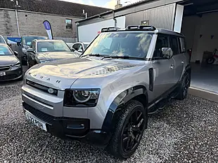 Used 2020 Land Rover Defender 110 Se Grey - Interior and Exterior details 3