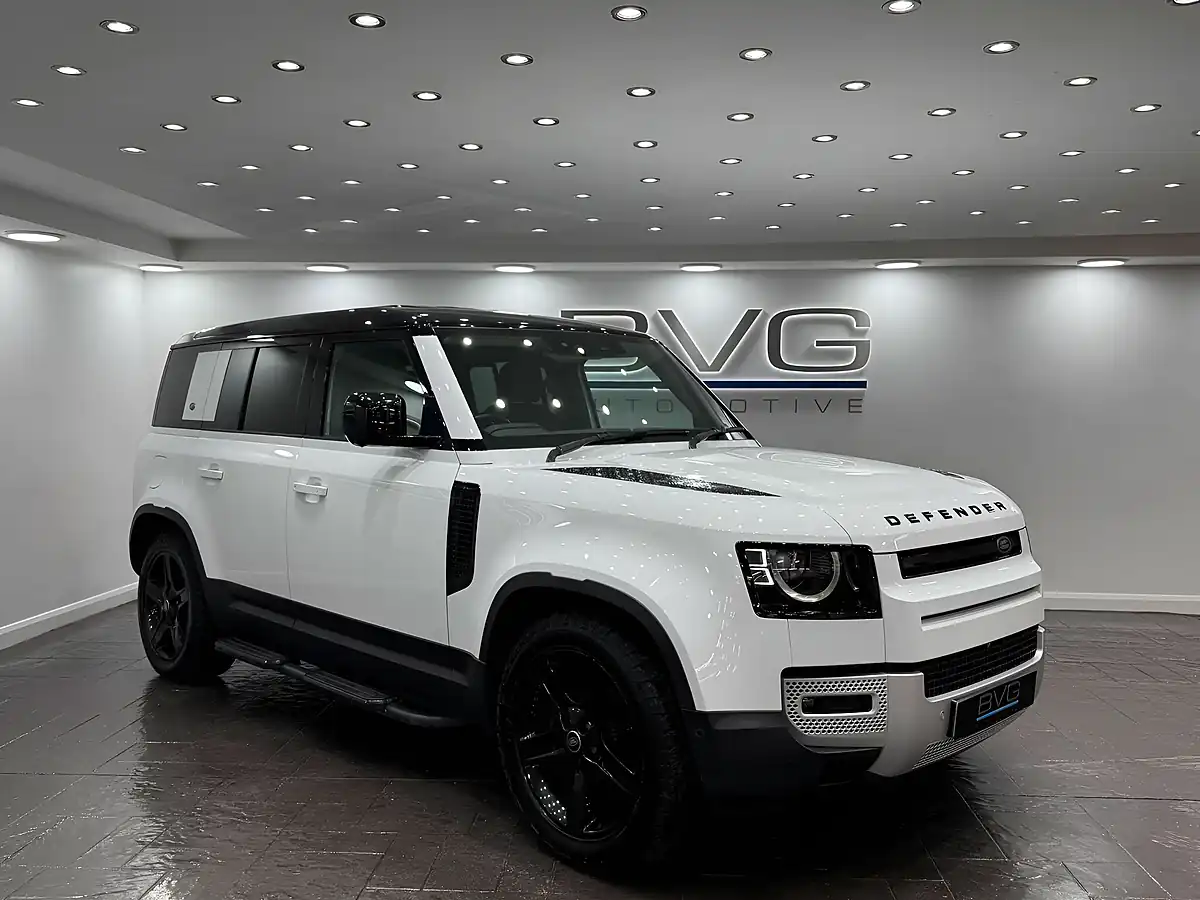 Used 2020 Land Rover Defender 110 Se White - Front View