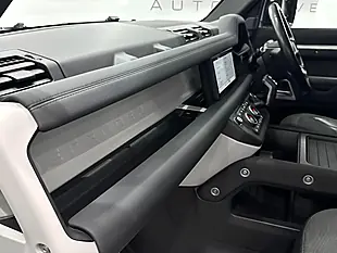 Used 2020 Land Rover Defender 110 Se White - Interior and Exterior details 16