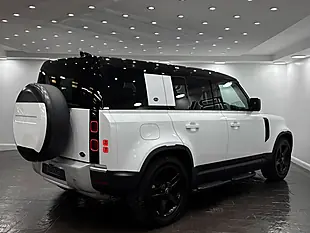 Used 2020 Land Rover Defender 110 Se White - Interior and Exterior details 9