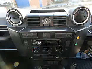 Used 2020 Land Rover Defender 130 High Sided White - Interior and Exterior details 7