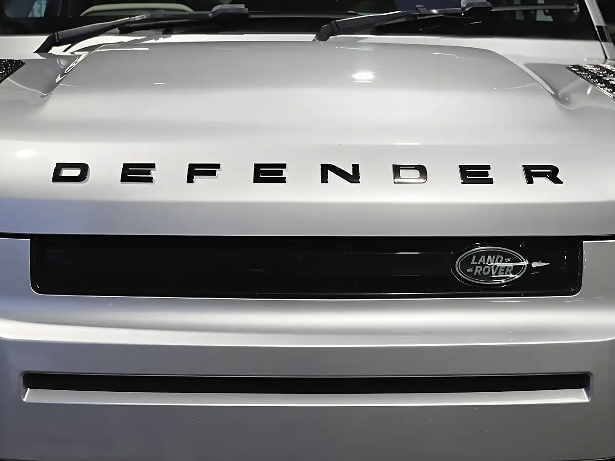 Used 2020 Land Rover Defender First Edition Silver - Interior and Exterior details 13