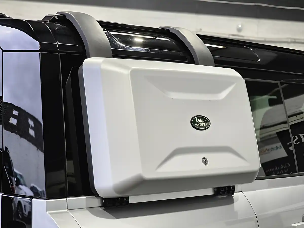 Used 2020 Land Rover Defender First Edition Silver - Interior and Exterior details 19