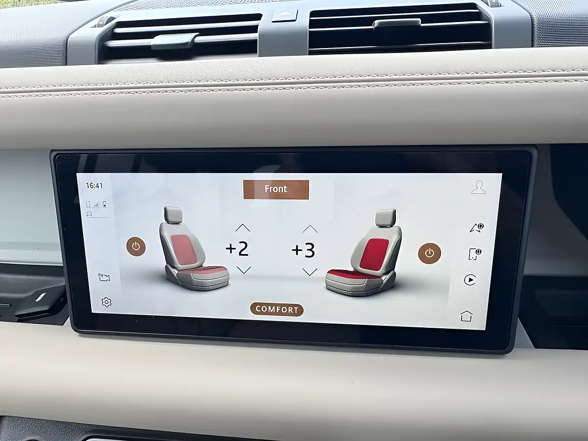Used 2020 Land Rover Defender Se Black - Interior and Exterior details 15