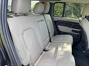Used 2020 Land Rover Defender Se Black - Interior and Exterior details 19