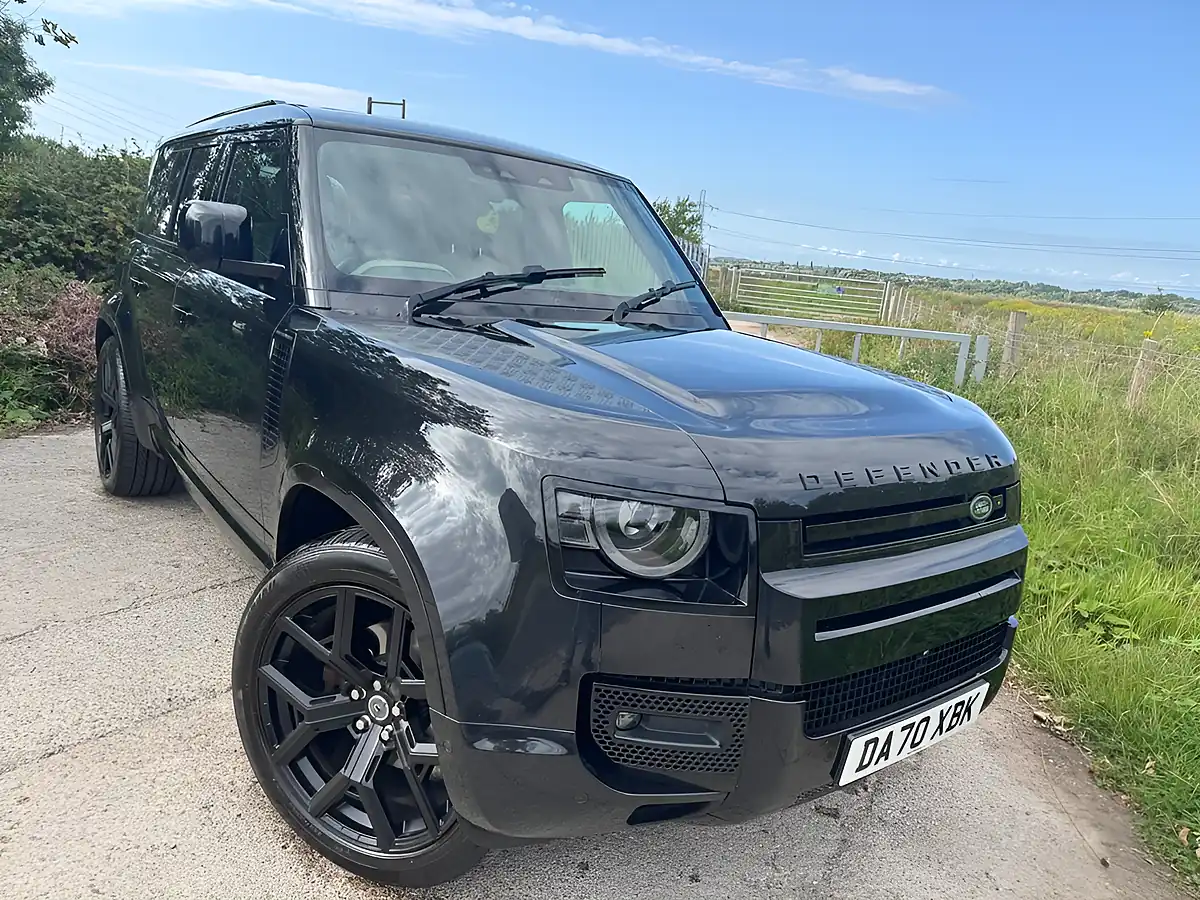 Used 2020 Land Rover Defender Se Black - Interior and Exterior details 2