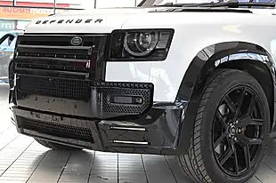 Used 2020 Land Rover Defender Se White - Interior and Exterior details 4