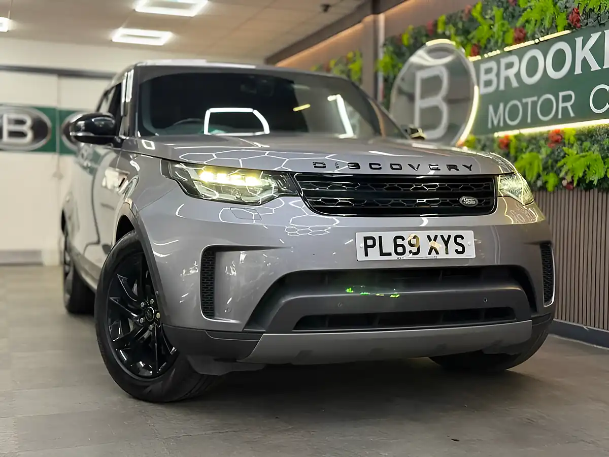 Used 2020 Land Rover Discovery Commercial Se Grey - Interior and Exterior details 3