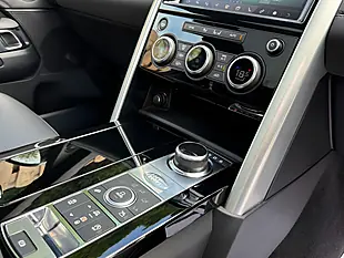 Used 2020 Land Rover Discovery Hse Black - Interior and Exterior details 7