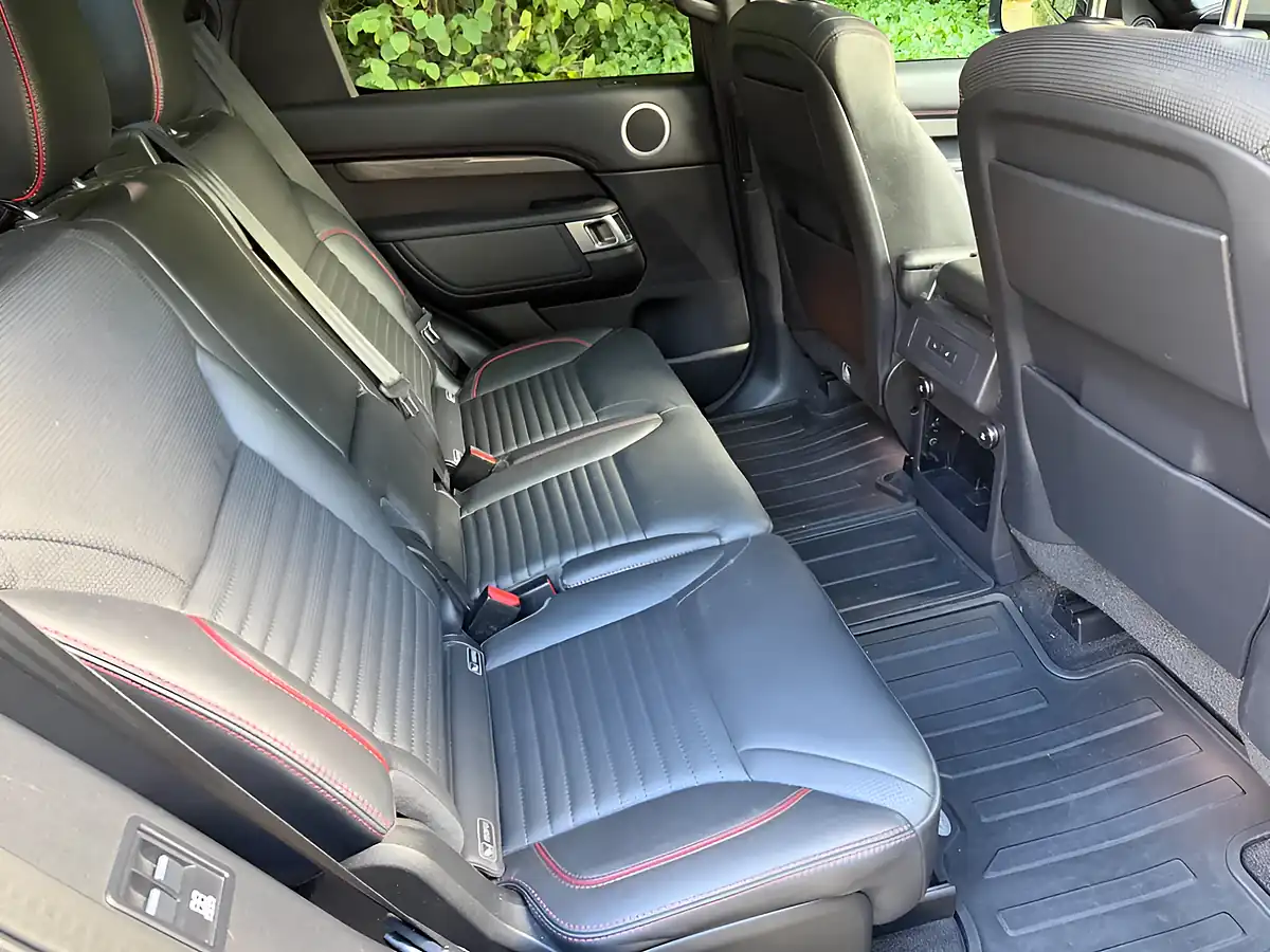 Used 2020 Land Rover Discovery Hse Eiger Grey - Interior and Exterior details 16