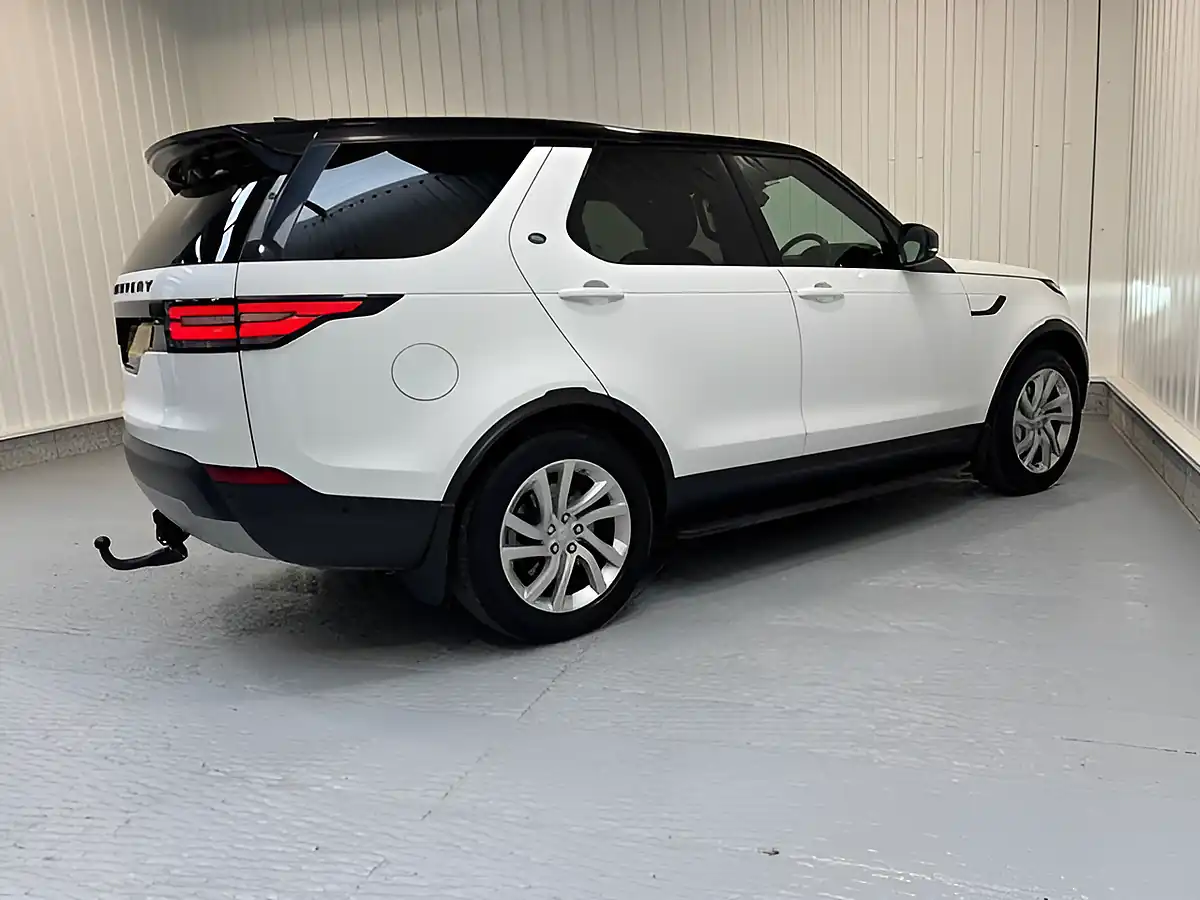 Used 2020 Land Rover Discovery Hse Fuji White - Interior and Exterior details 6