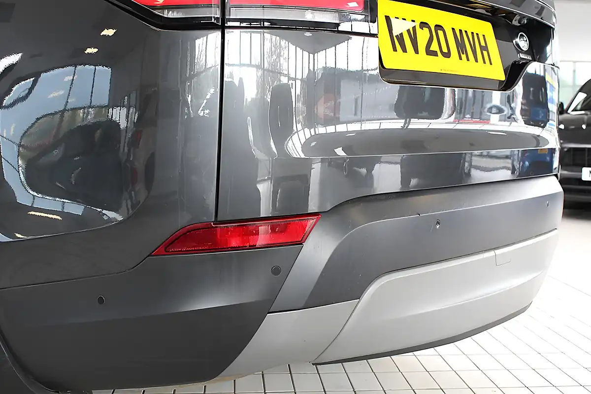 Used 2020 Land Rover Discovery Hse Grey - Interior and Exterior details 18