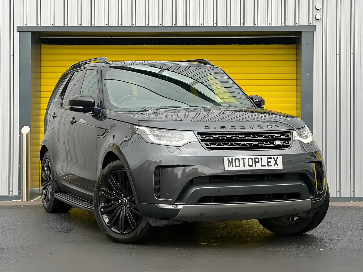 Used 2020 Land Rover Discovery Hse Grey - Interior and Exterior details 3