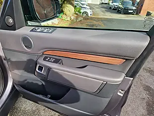 Used 2020 Land Rover Discovery Hse Grey - Interior and Exterior details 11