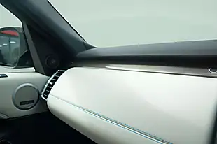 Used 2020 Land Rover Discovery Hse Luxury Grey - Interior and Exterior details 18