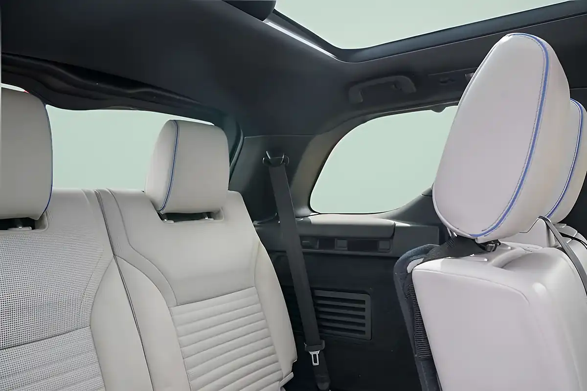 Used 2020 Land Rover Discovery Hse Luxury Grey - Interior and Exterior details 19