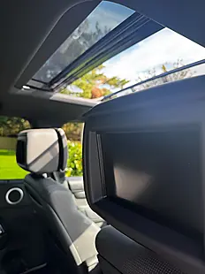 Used 2020 Land Rover Discovery Hse Luxury Silver - Interior and Exterior details 16
