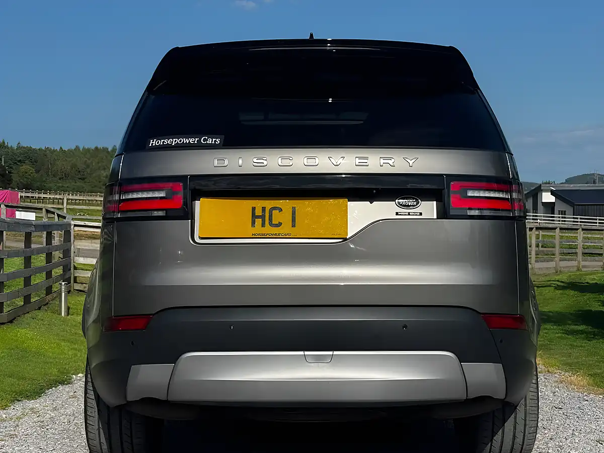 Used 2020 Land Rover Discovery Hse Luxury Silver - Interior and Exterior details 5