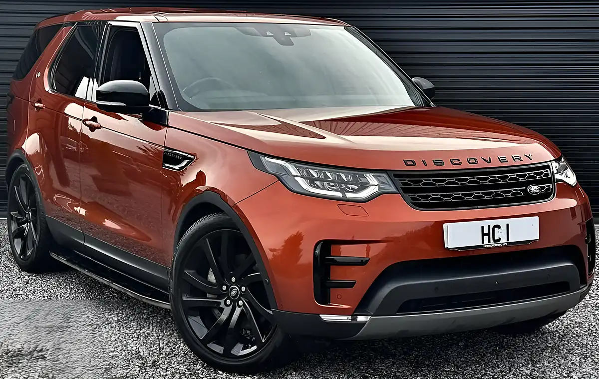 Used 2020 Land Rover Discovery Hse Namib Orange - Front View