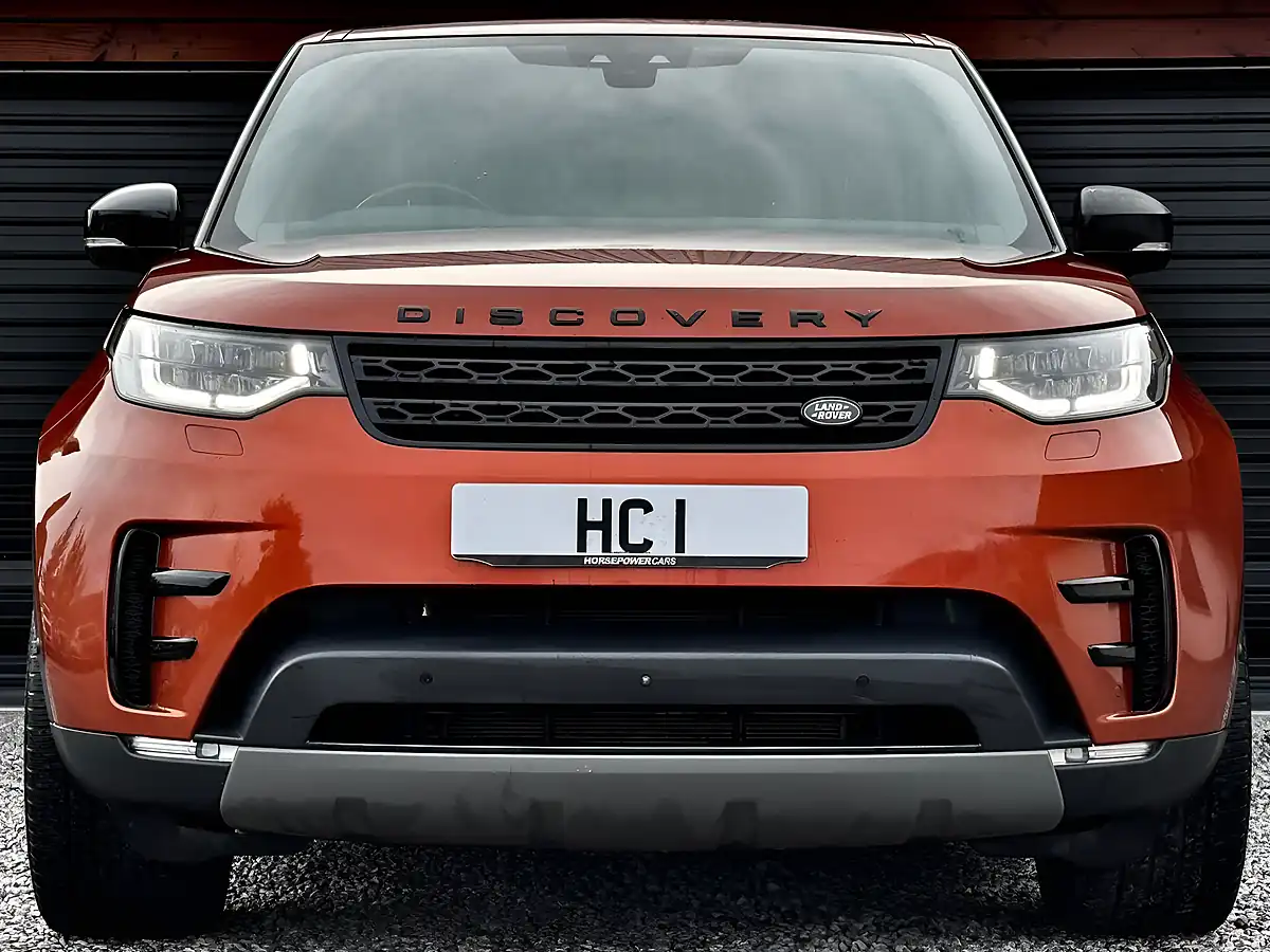 Used 2020 Land Rover Discovery Hse Namib Orange - Interior and Exterior details 3