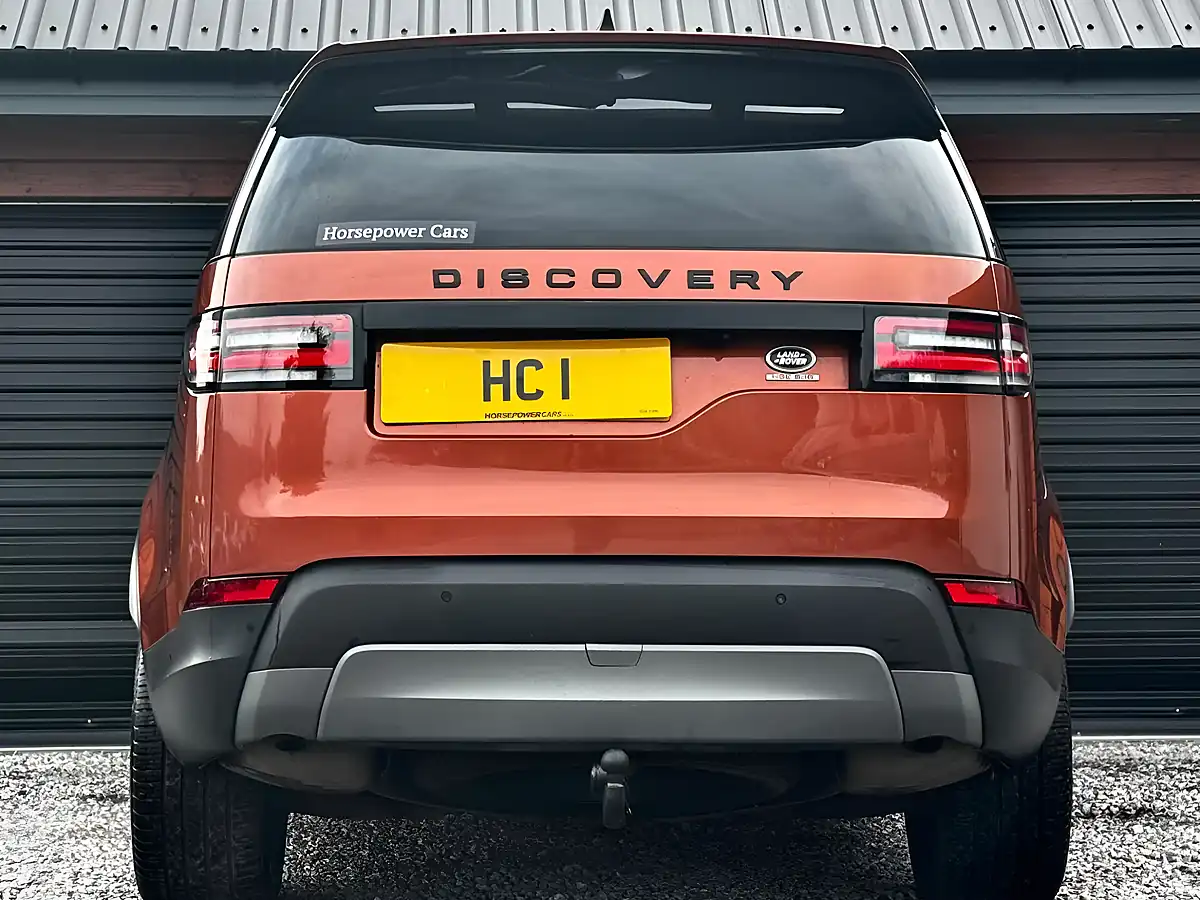 Used 2020 Land Rover Discovery Hse Namib Orange - Interior and Exterior details 4