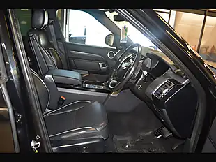 Used 2020 Land Rover Discovery Hse Santorini Black - Interior and Exterior details 10